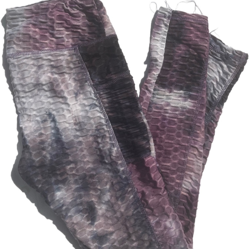No comment textured scrunched up leggings